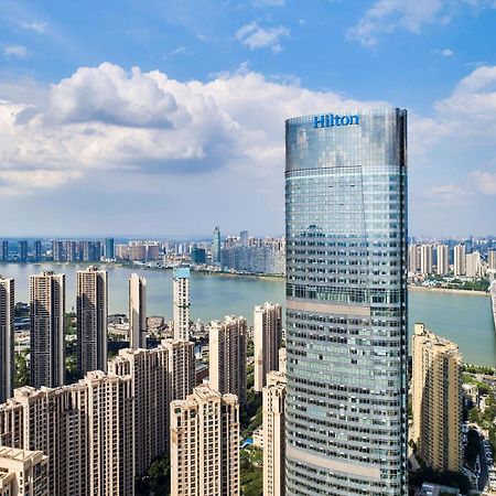Hilton Changsha Riverside ภายนอก รูปภาพ