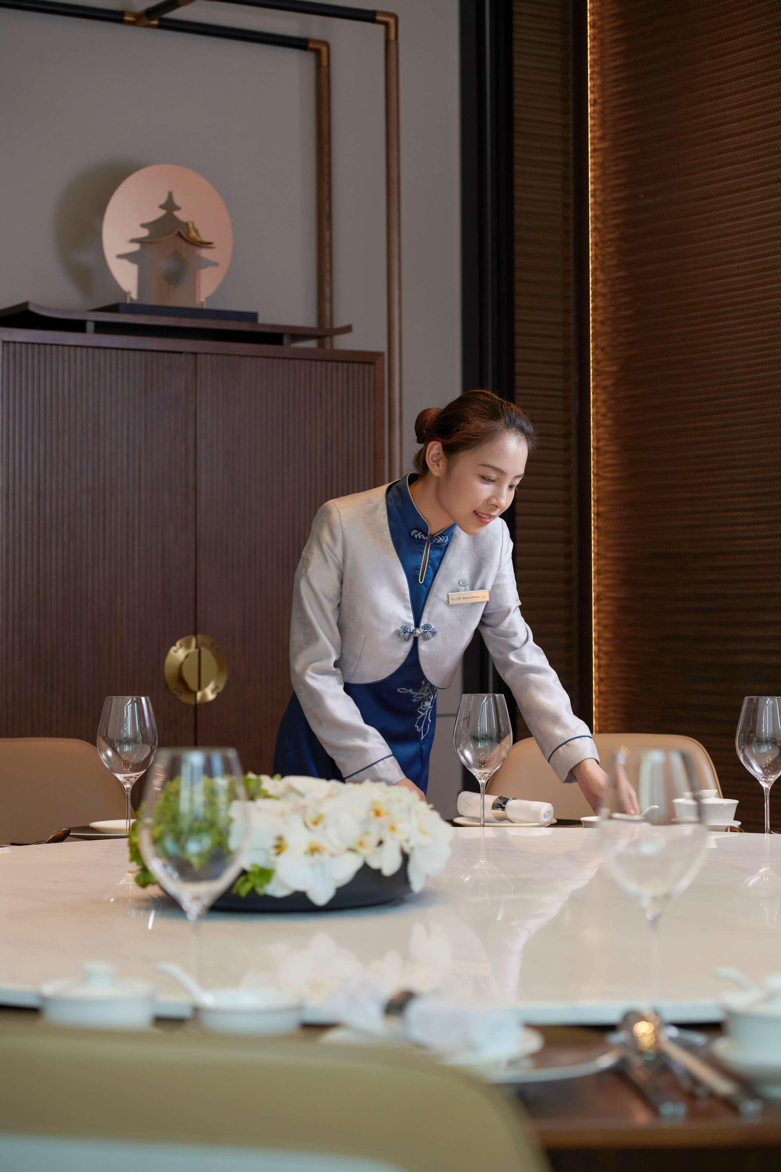 Hilton Changsha Riverside ภายนอก รูปภาพ