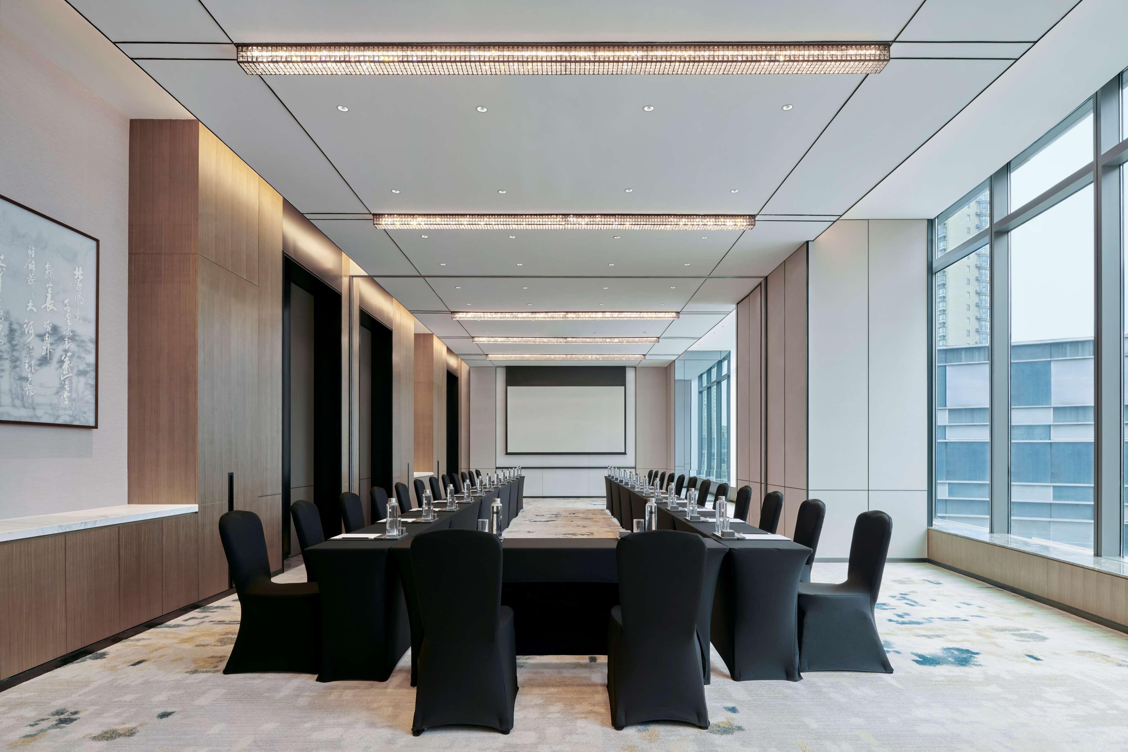 Hilton Changsha Riverside ภายนอก รูปภาพ