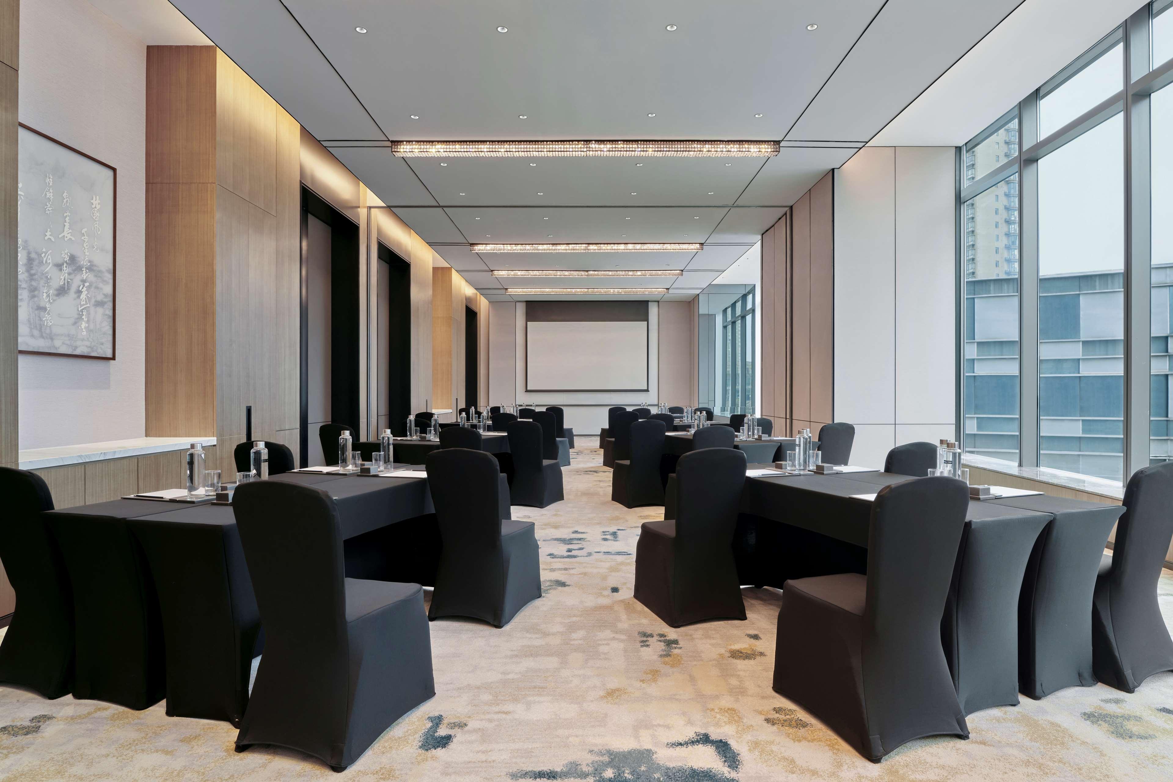 Hilton Changsha Riverside ภายนอก รูปภาพ