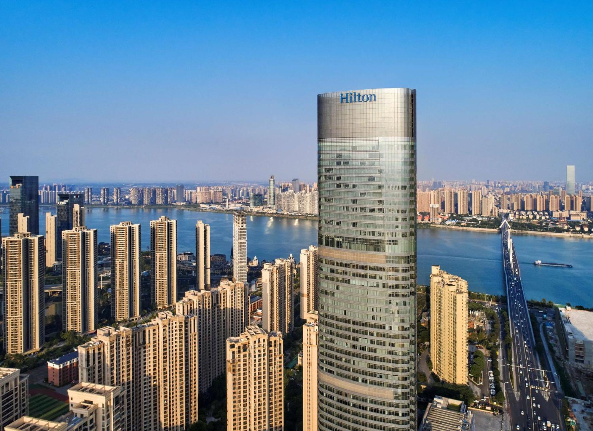 Hilton Changsha Riverside ภายนอก รูปภาพ