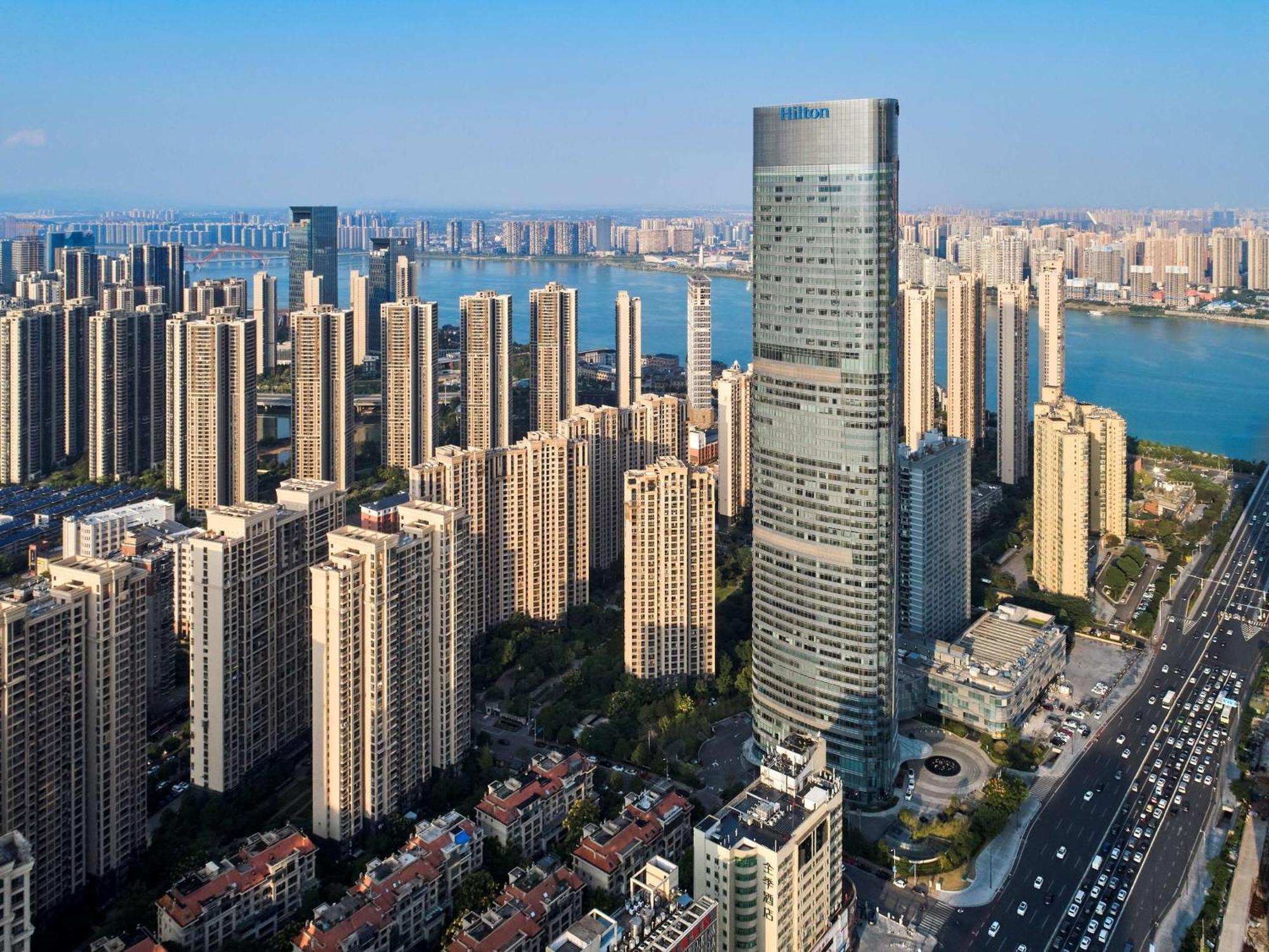 Hilton Changsha Riverside ภายนอก รูปภาพ